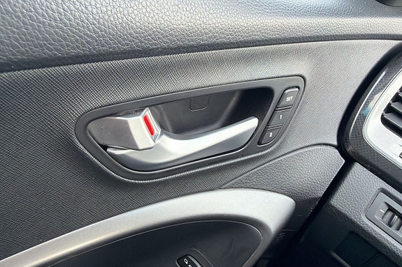 Hyundai Santa Fe 14 of 21