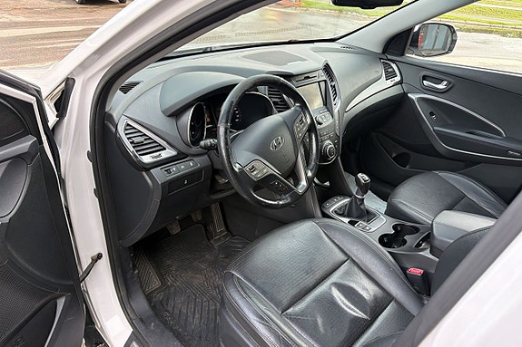 Hyundai Santa Fe 7 of 21