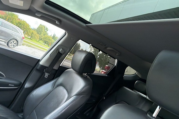 Hyundai Santa Fe 10 of 21