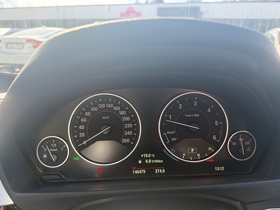 BMW 320d 16 of 17