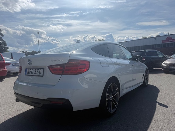 BMW 320d 6 of 17