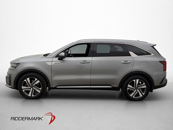 Kia Sorento 4 of 30
