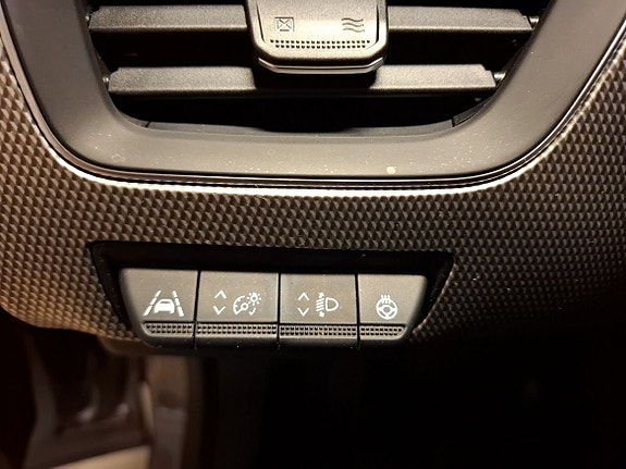 Renault Arkana 5 of 12