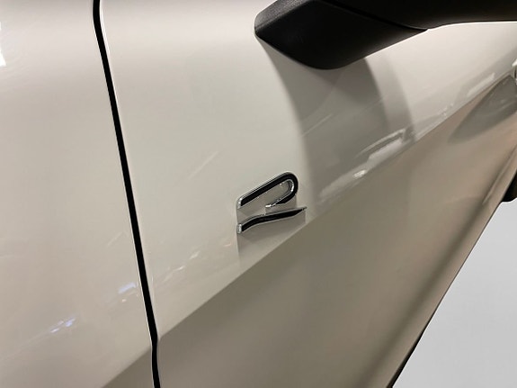 Volkswagen Passat 11 of 16