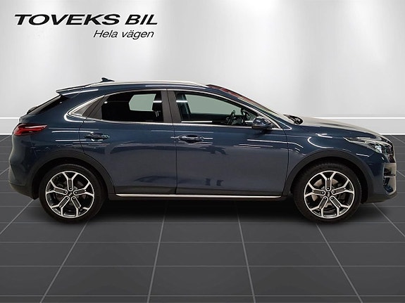 Kia XCeed 2 of 24