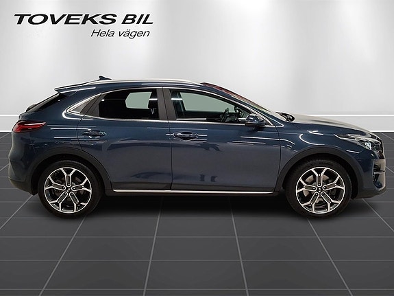 Kia XCeed 2 of 24