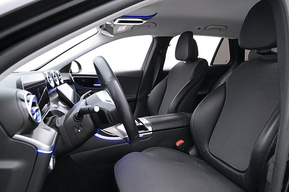 Mercedes-Benz C300 11 of 27