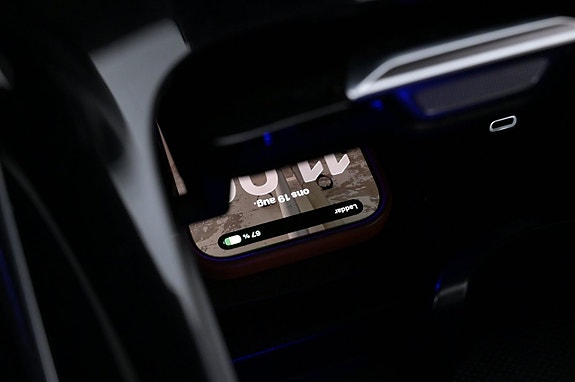 Mercedes-Benz C300 19 of 27
