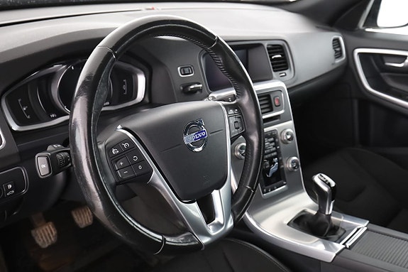 Volvo V60 Cross Country 12 of 30