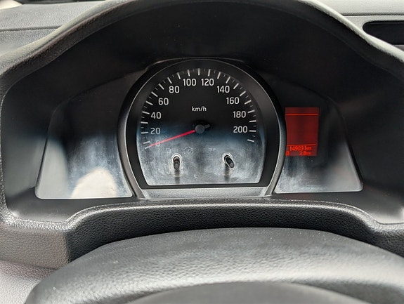 Nissan NV200 12 of 15