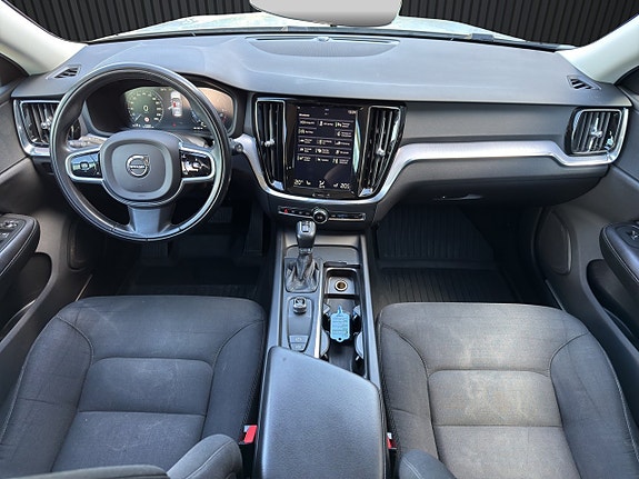 Volvo V60 11 of 20
