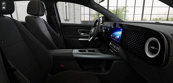 Mercedes-Benz GLA250 11 of 16