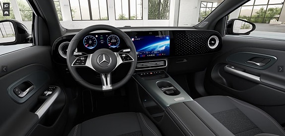 Mercedes-Benz GLA250 9 of 16