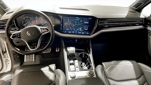 Volkswagen Touareg 11 of 14