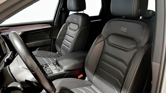 Volkswagen Touareg 8 of 14