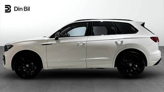 Volkswagen Touareg 2 of 14