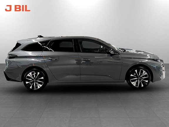 Peugeot 308 SW 4 of 14