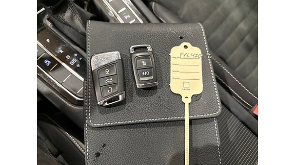 Volkswagen Passat 7 of 16