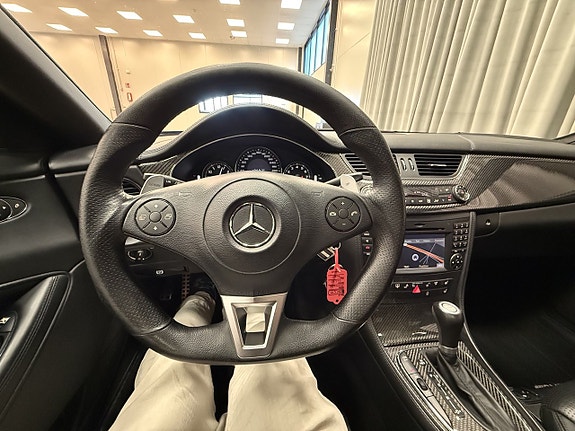 Mercedes-Benz CLS63 16 of 21