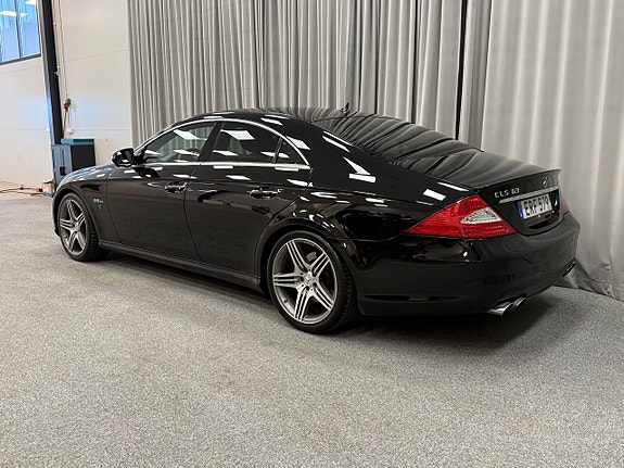 Mercedes-Benz CLS63 3 of 21