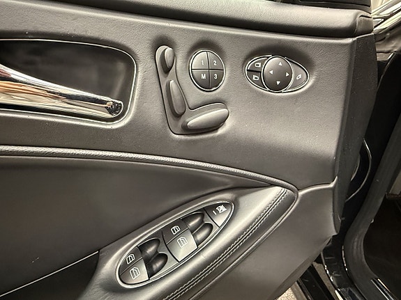 Mercedes-Benz CLS63 11 of 21