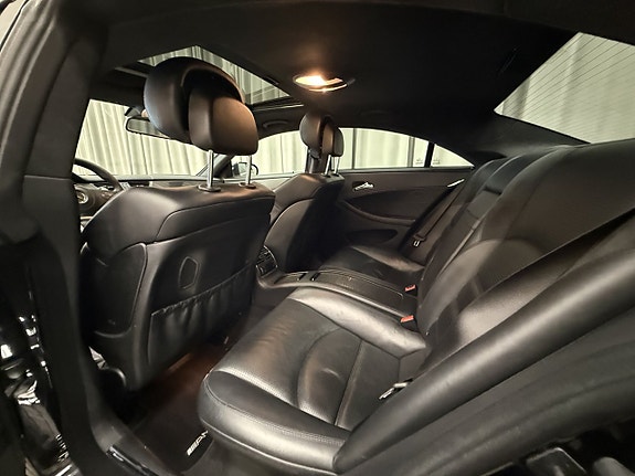 Mercedes-Benz CLS63 8 of 21