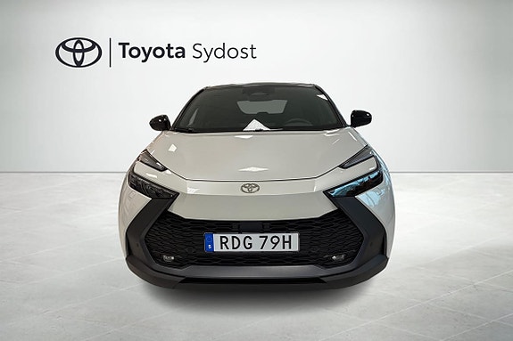 Toyota C-HR 5 of 18