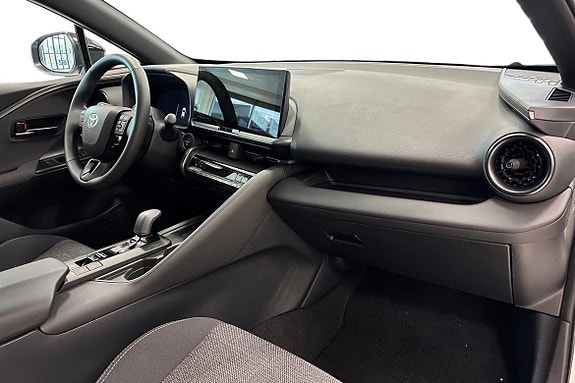 Toyota C-HR 6 of 18