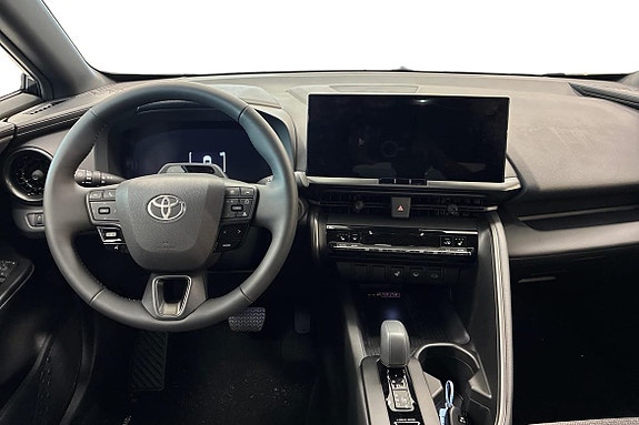 Toyota C-HR 8 of 18