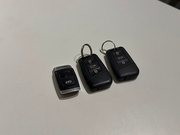 Volkswagen Passat 24 of 24