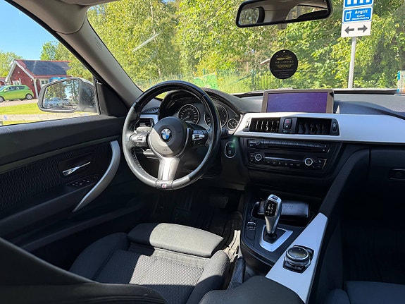 BMW 320d 4 of 8