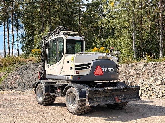Terex TW110 Hjulgrävare - KAMERA / KRABBSTYRNING 3 of 12