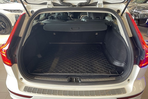 Volvo V60 13 of 13