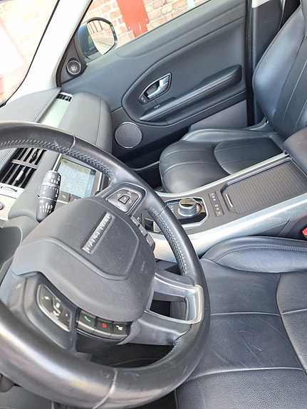 Land Rover Range Rover Evoque 11 of 14
