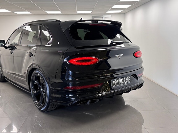 Bentley Bentayga 25 of 25