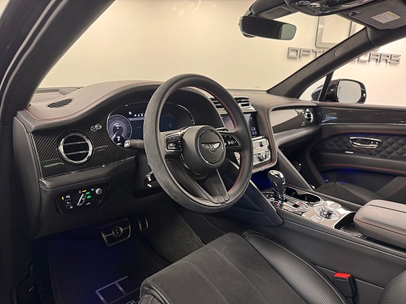 Bentley Bentayga 4 of 25