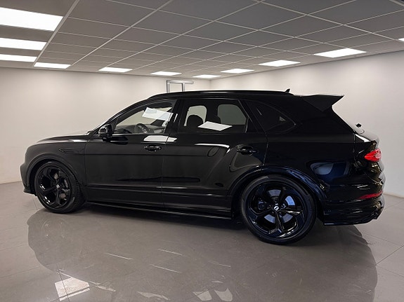 Bentley Bentayga 24 of 25