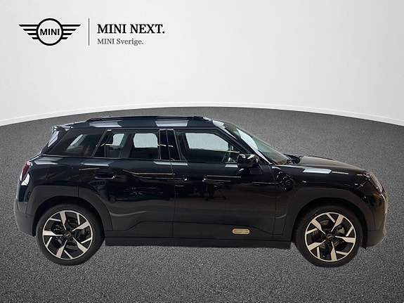 MINI Aceman E 2 of 15