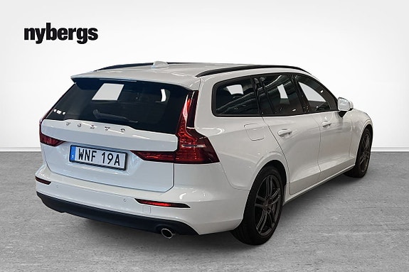 Volvo V60 4 of 11