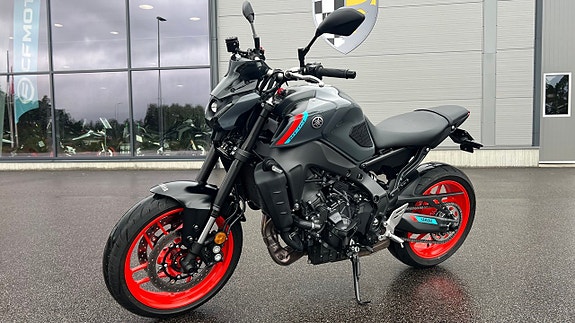 Yamaha MT-09 - 1040mil 3 of 5