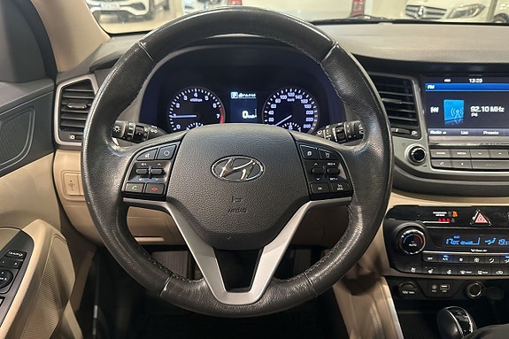 Hyundai Tucson 10 of 27