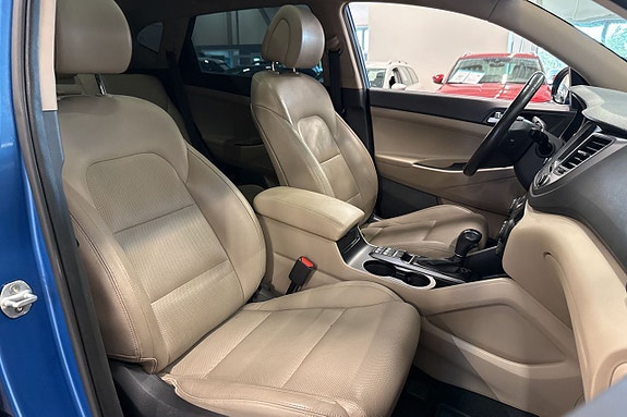 Hyundai Tucson 23 of 27
