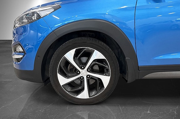 Hyundai Tucson 2 of 27