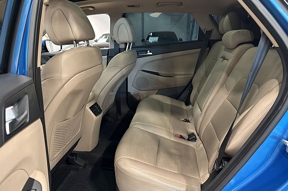 Hyundai Tucson 25 of 27