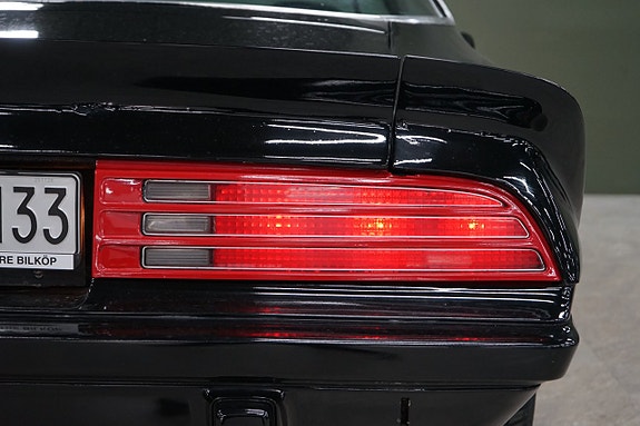 Pontiac Firebird 15 of 18