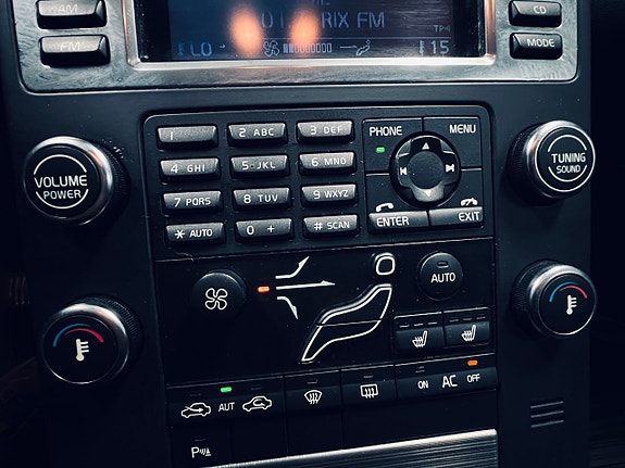 Volvo V70 20 of 27