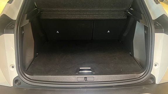 Peugeot 2008 11 of 12