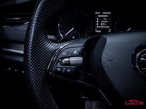 Skoda Octavia 19 of 27