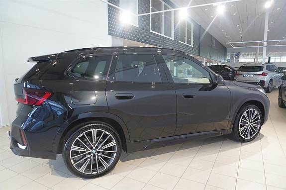 BMW iX1 9 of 9