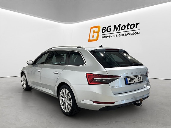 Skoda Superb 6 of 21